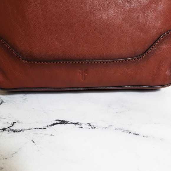 Frye Messenger Crossbody Top Zip - Picture 3 of 8